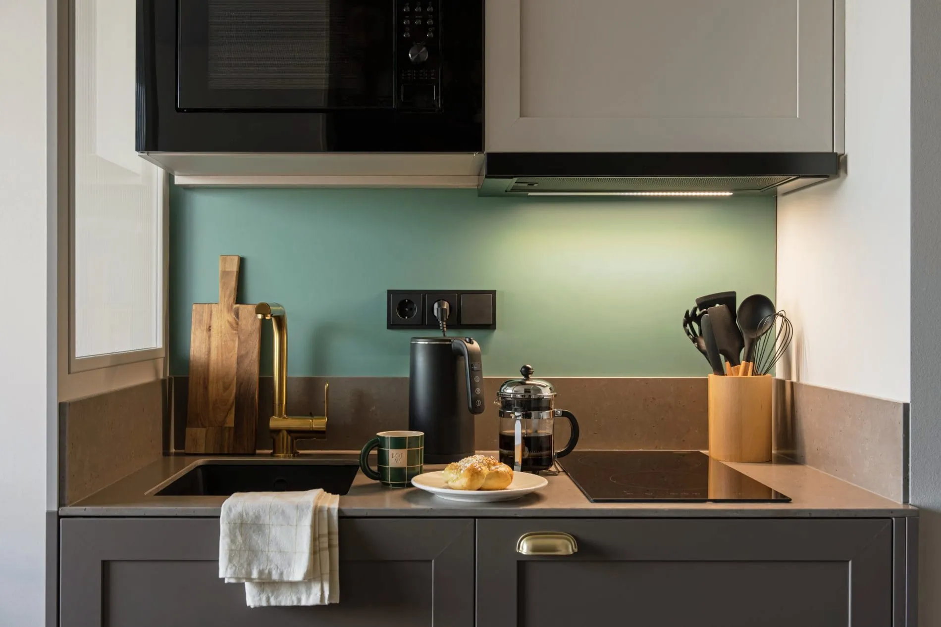Bob W_Dobling_Compact Studio_Kitchen