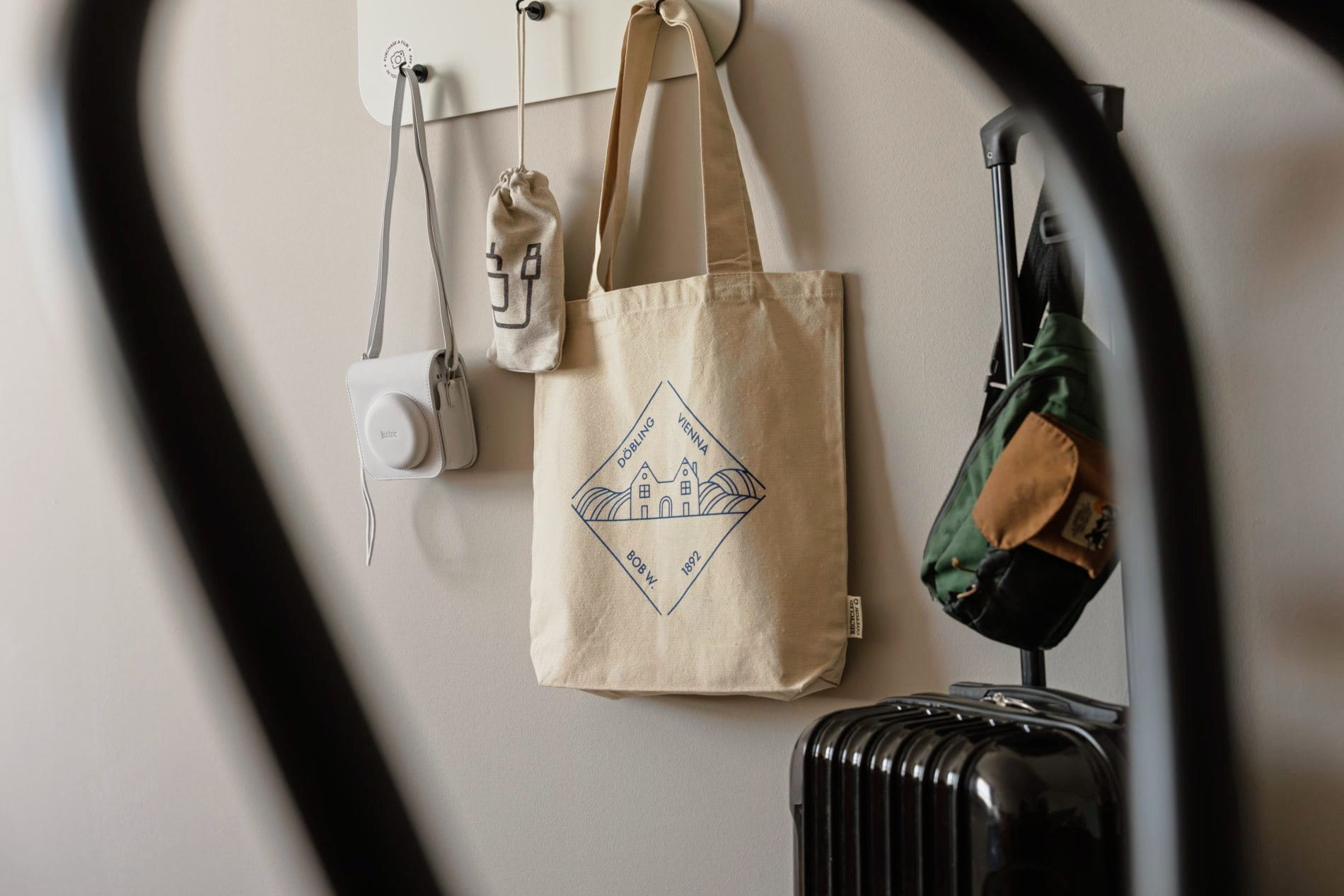 Bob W_Dobling_Detail_Totebag