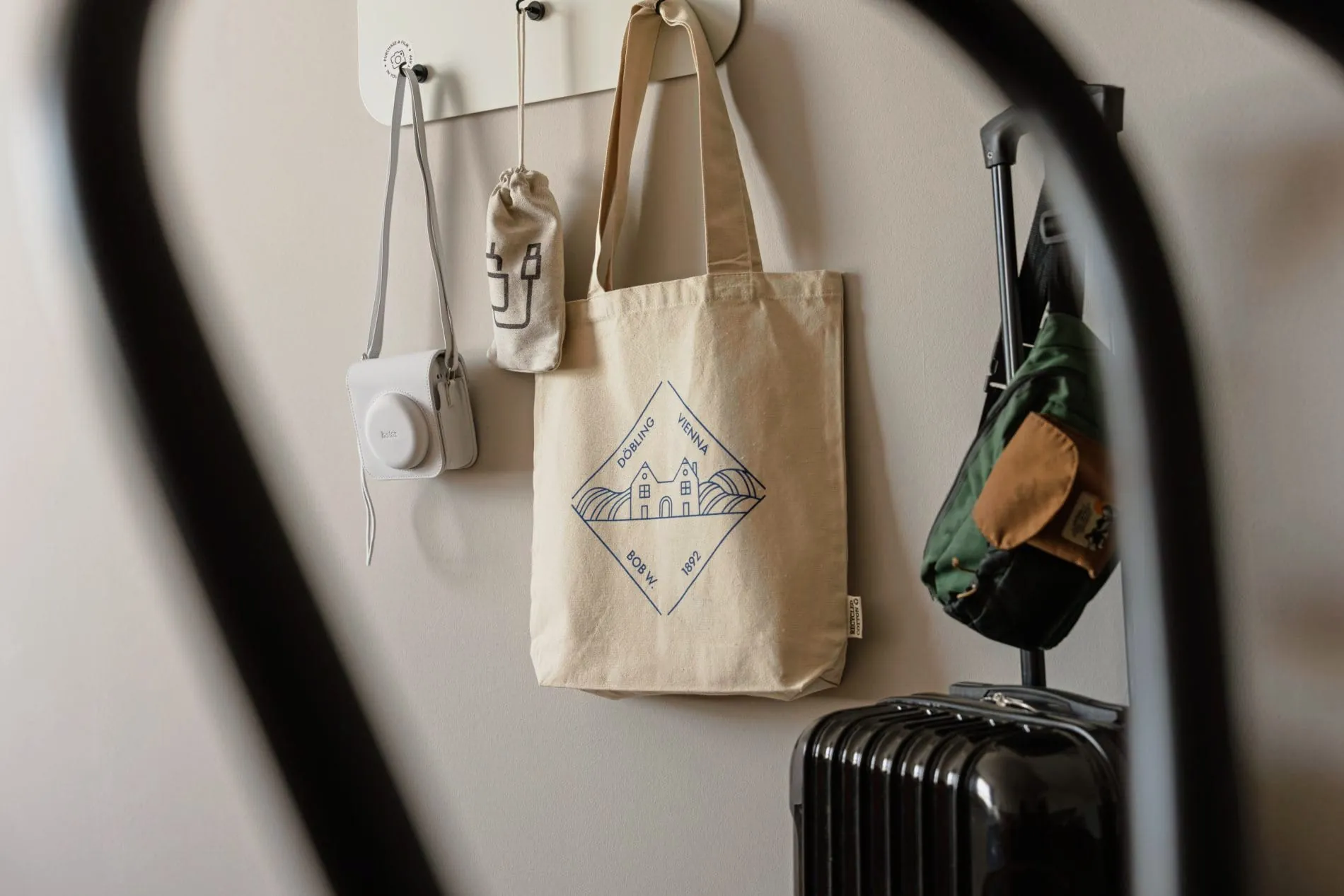 Bob W_Dobling_Detail_Totebag