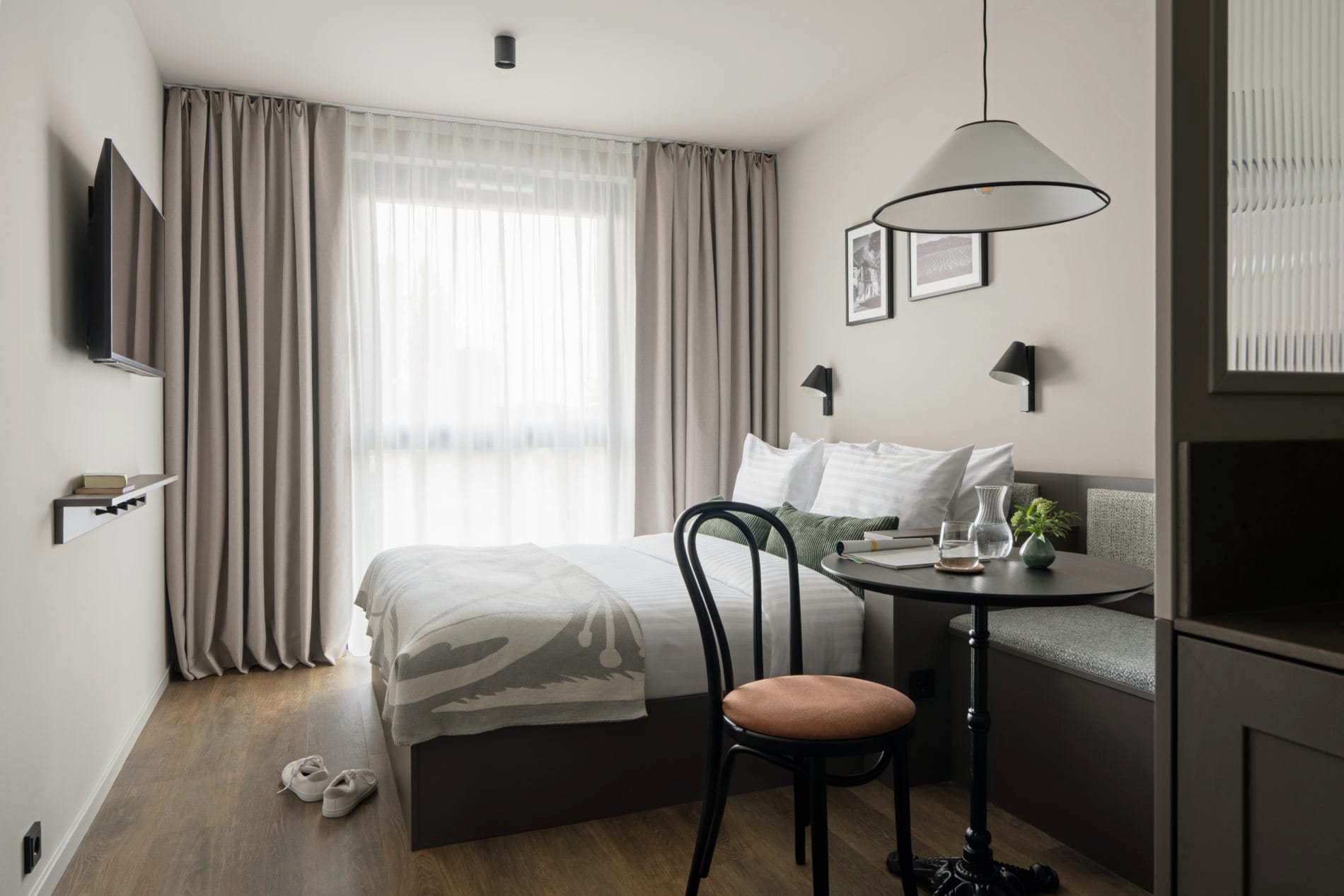 Bob W_Dobling_Original Studio_Bed