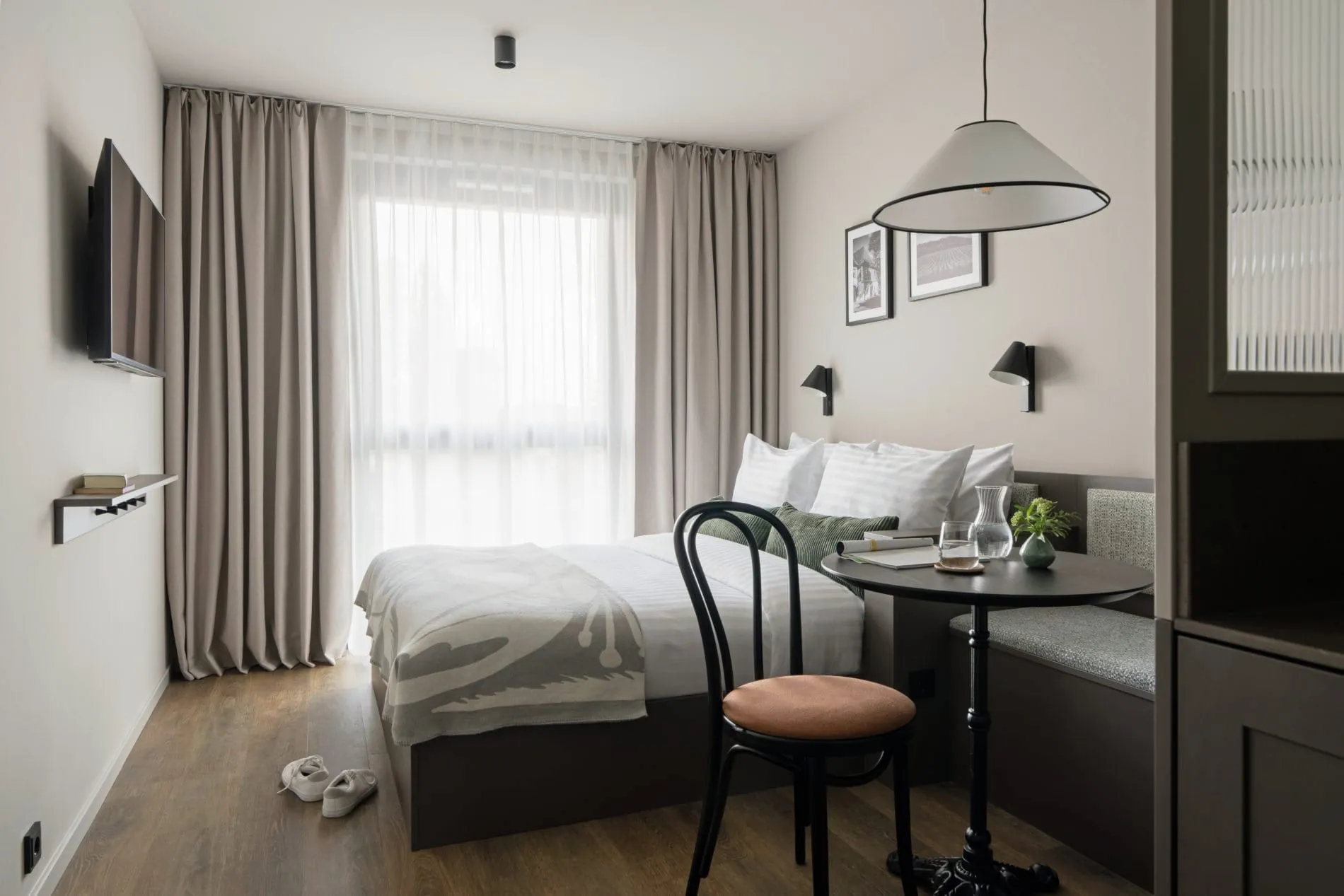 Bob W_Dobling_Original Studio_Bed