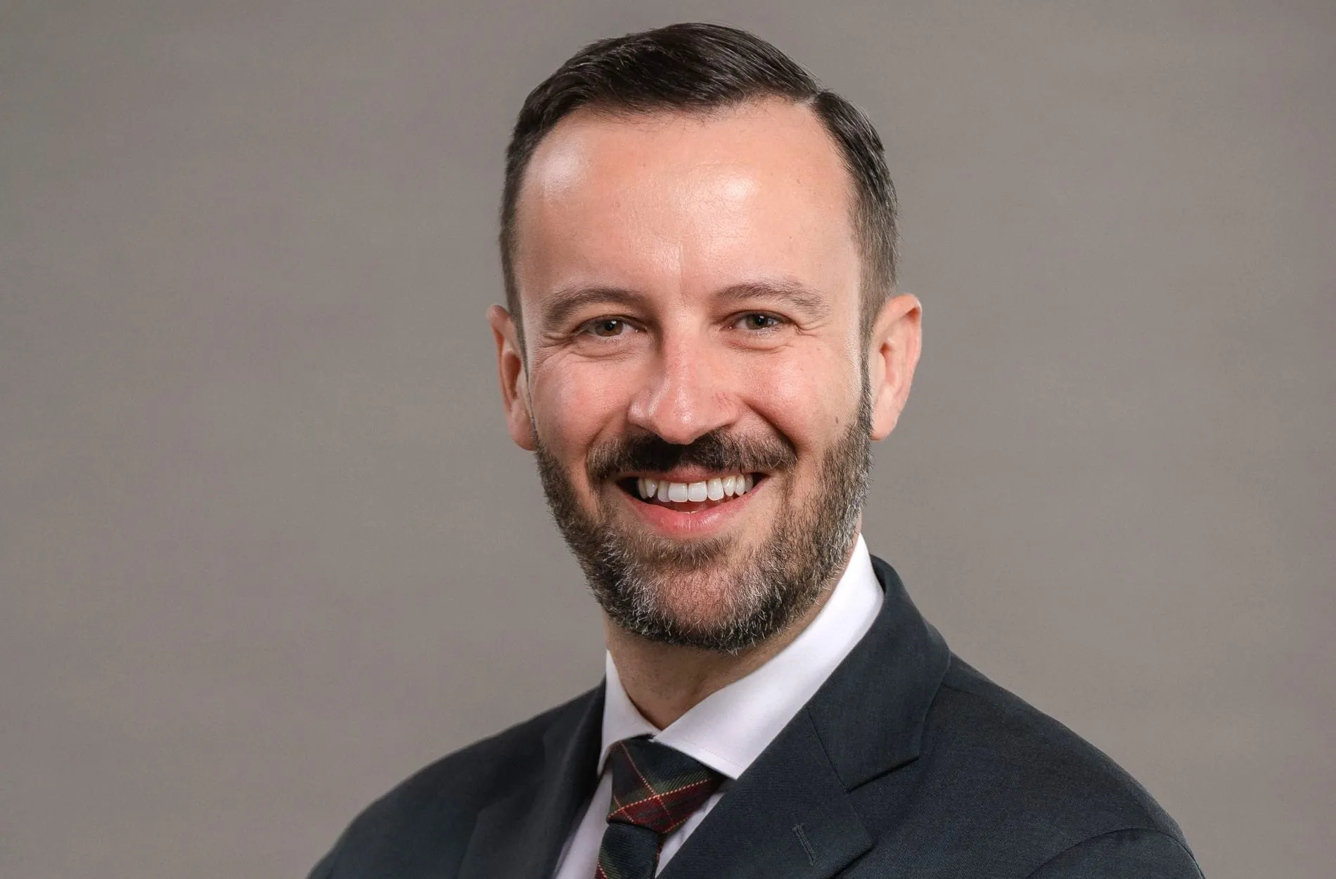 Christoph Flaggl bringt internationale Erfahrung aus der Luxushotellerie mit und kehrt für seine neue Aufgabe nach Wien zurück.