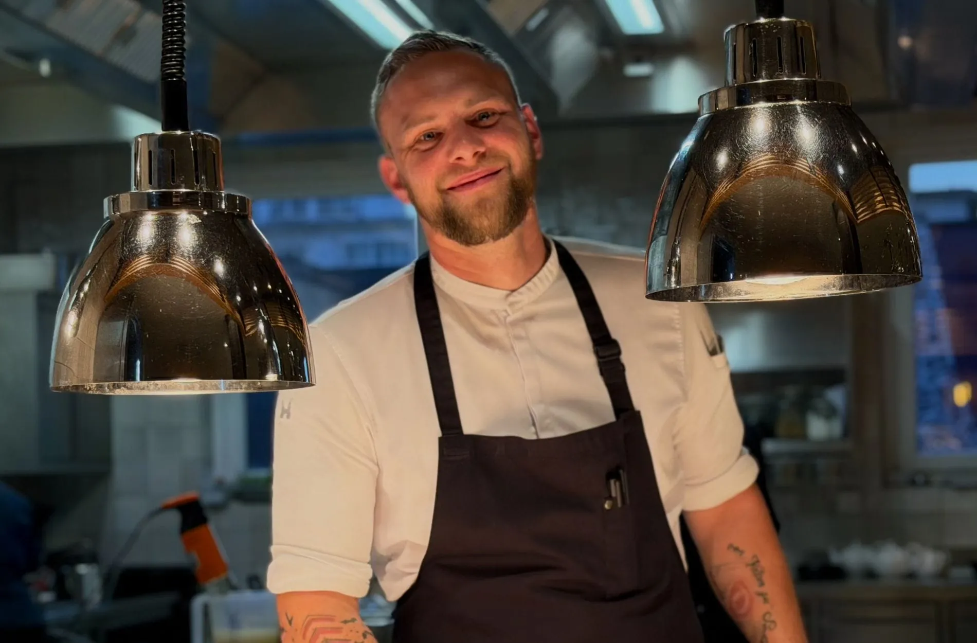 Küchenchef David Schöbel: Der gebürtige Sachse kennt geheime Familienrezepte und legt zudem großen Wert auf die enge Zusammenarbeit mit regionalen Produzenten.