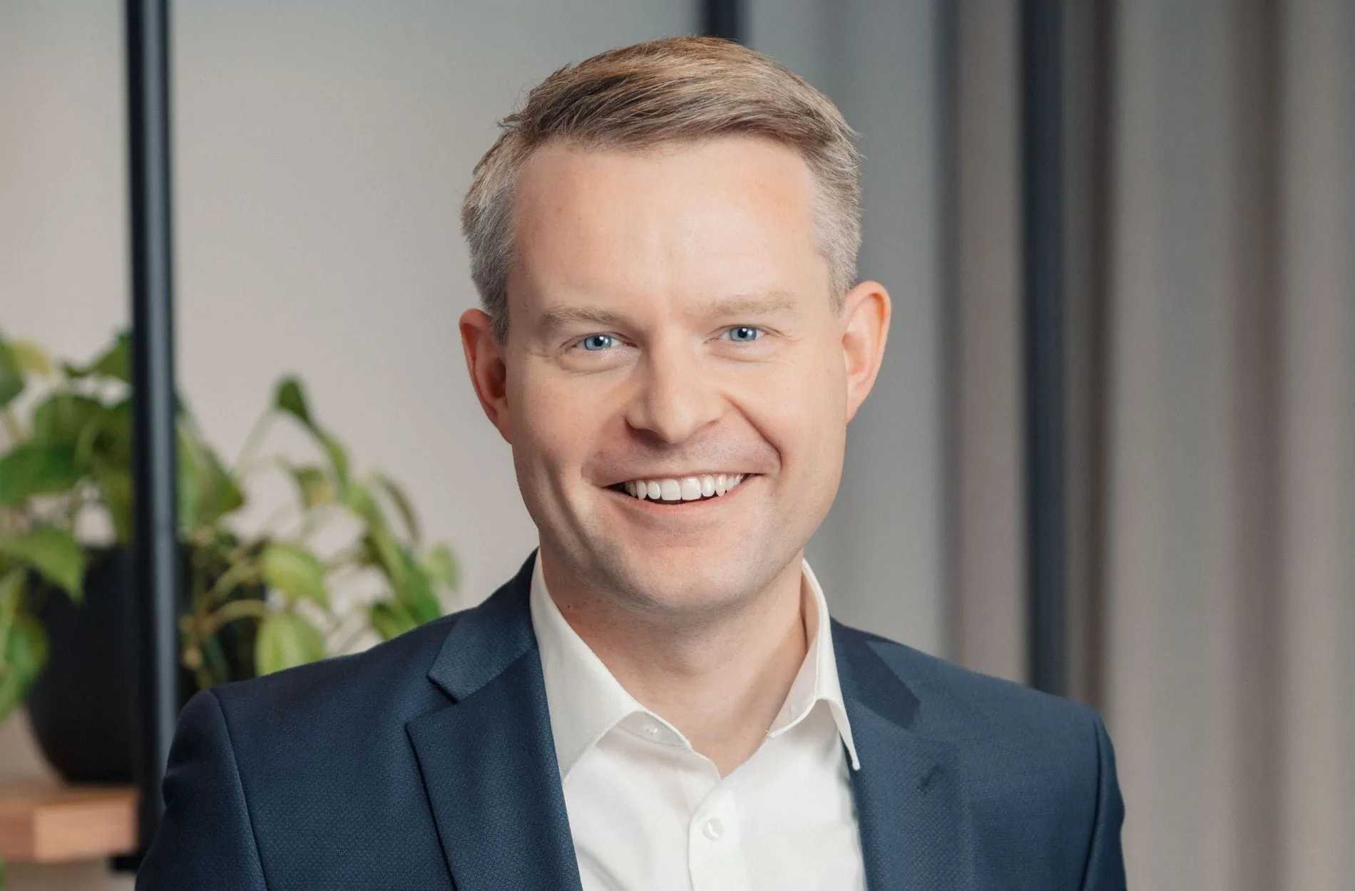 Erik Florvaag CEO Chocolate on the Pillow Group