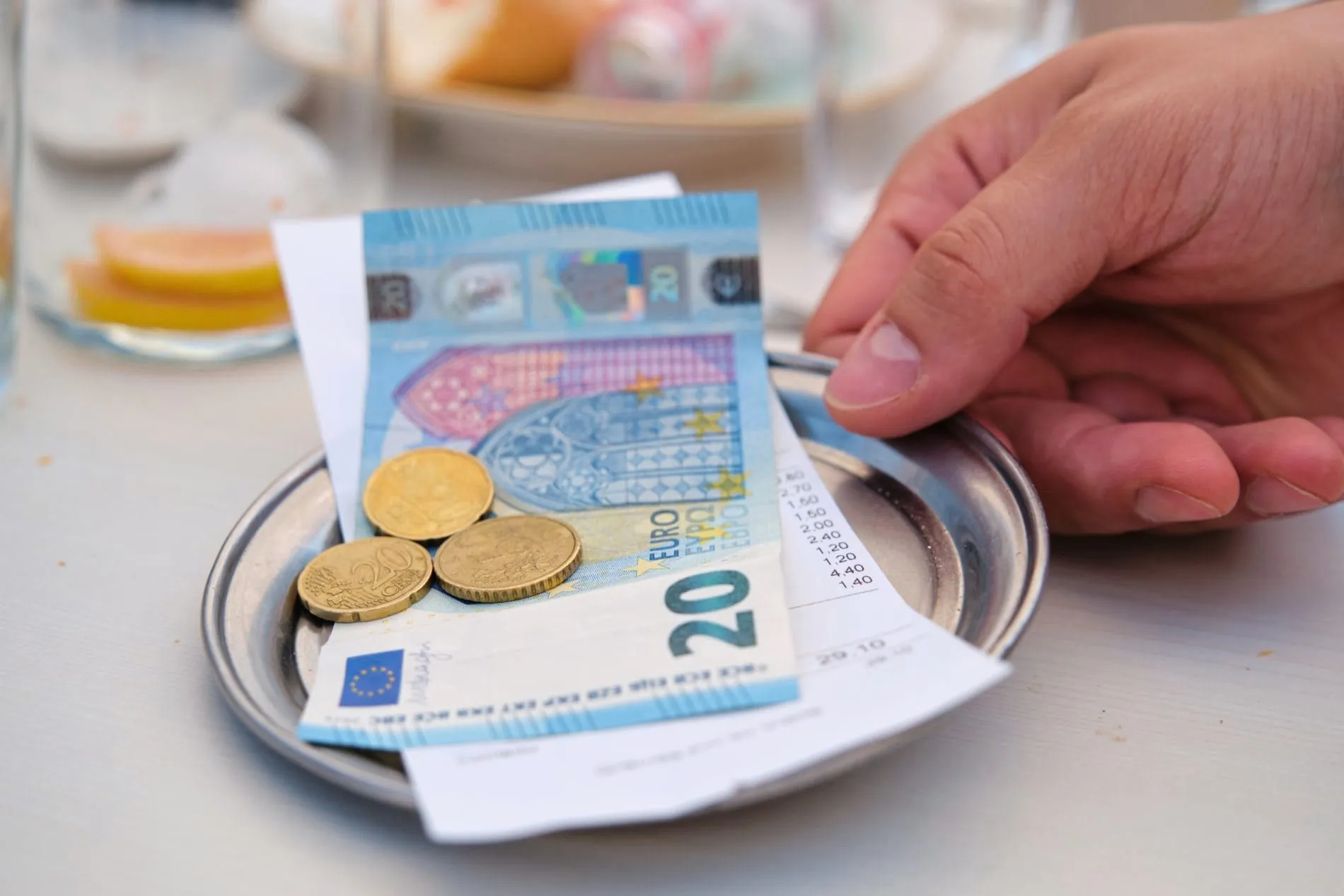 Diskussion um Wirkung der Mehrwertsteuersenkung