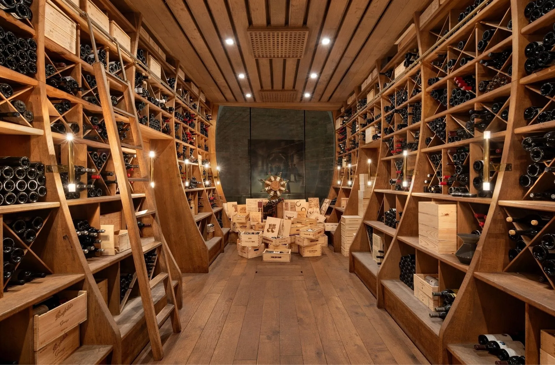 Aus dem Weinarchiv des Palais Coburg: Die Weinkarte der Prunkräume umfasst auch die Bestände des hauseigenen Kellers.