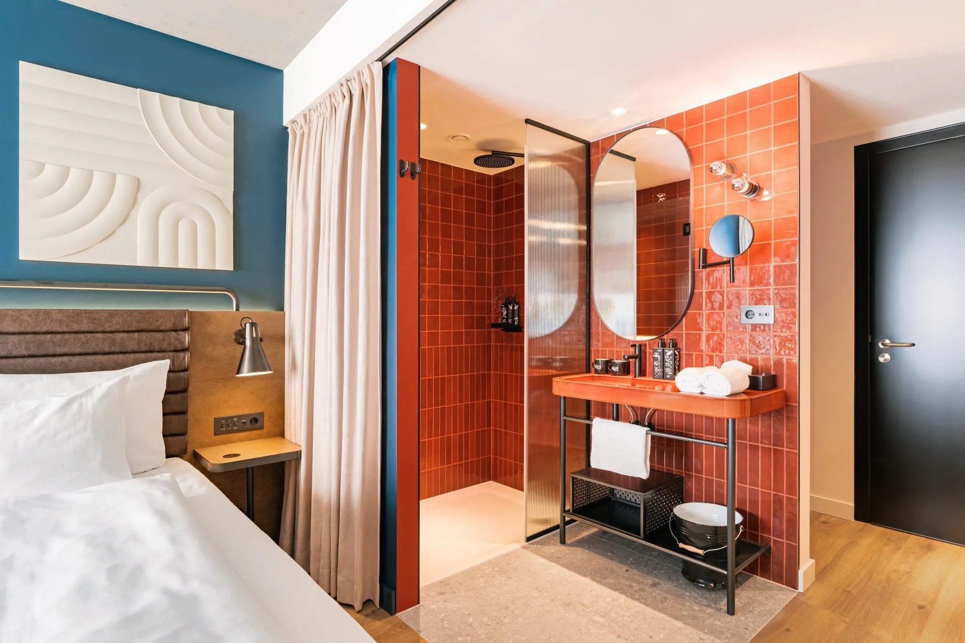 Farbenfrohes Design: Das Hotel Schani Naschmarkt umfasst 90 Zimmer.