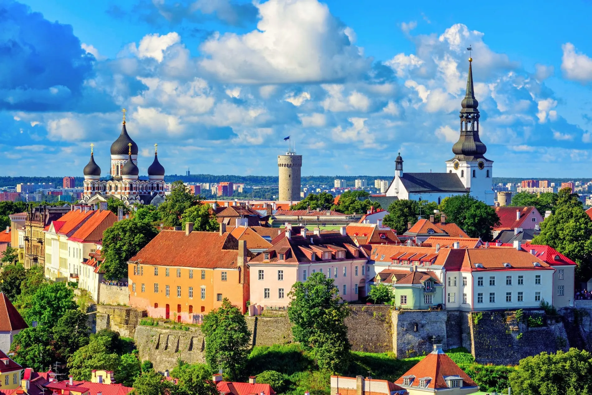 Adagio Access startet in Estland