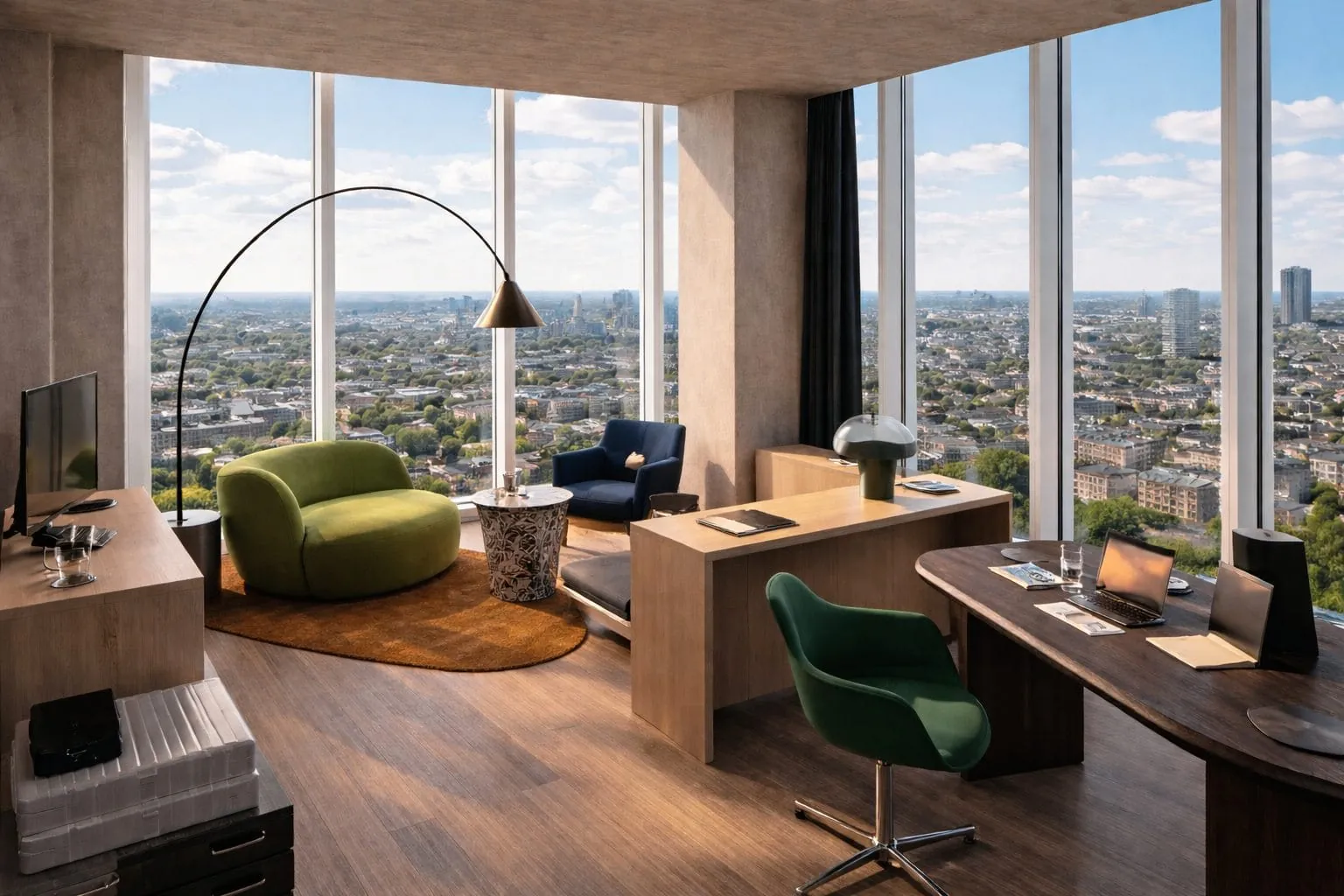 Hoch über der Stadt: Der Tower umfasst 522 Zimmer.